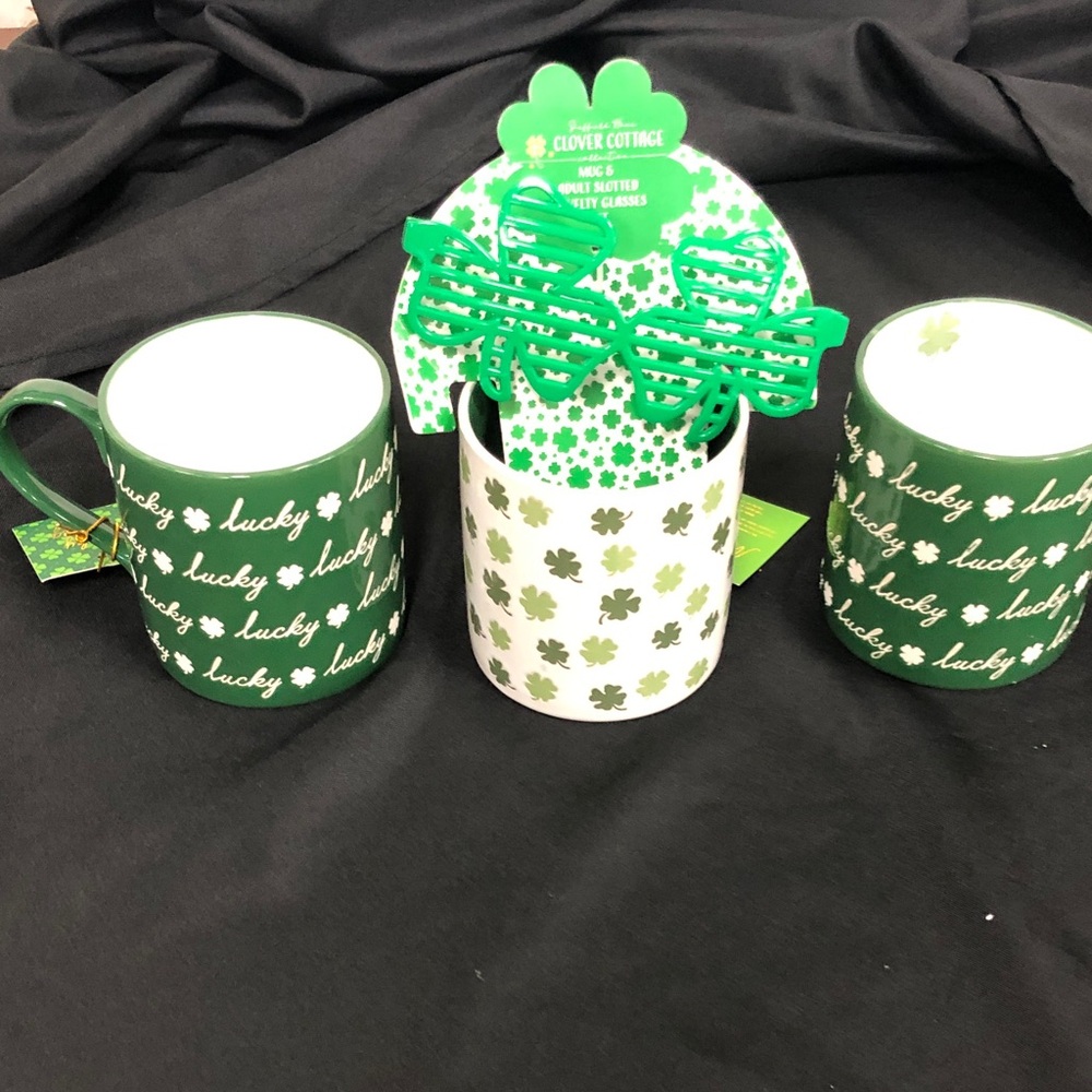 St. Patrick's Day Shamrock Mug Set (3mugs)with Trinket Cup